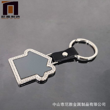 Creative Gift for House Metal Keychain Advertising Leather House Keychain Metal Keychain Logo Processing