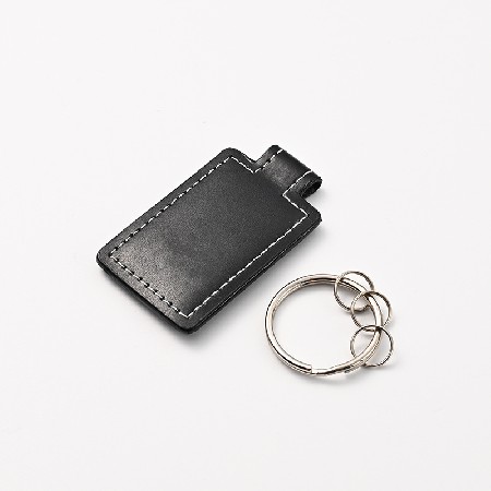 PU leather keychain manufacturer wholesale cartoon custom metal car keyring PU leather keychain
